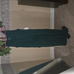 Amazon Essentials jump suit size small tags on